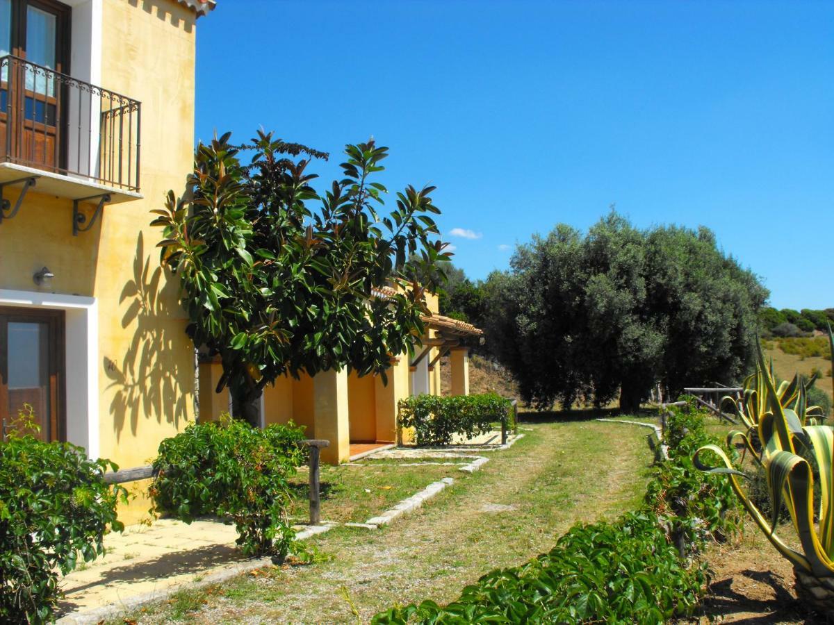 Hotel Funtana Ena Bari Sardo Exterior photo